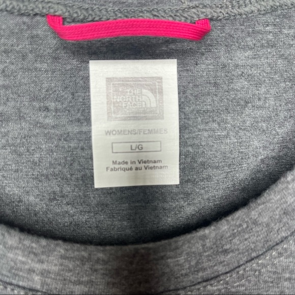 THE NORTH FACE Graphic Tee Shirt - Picture 5 of 9